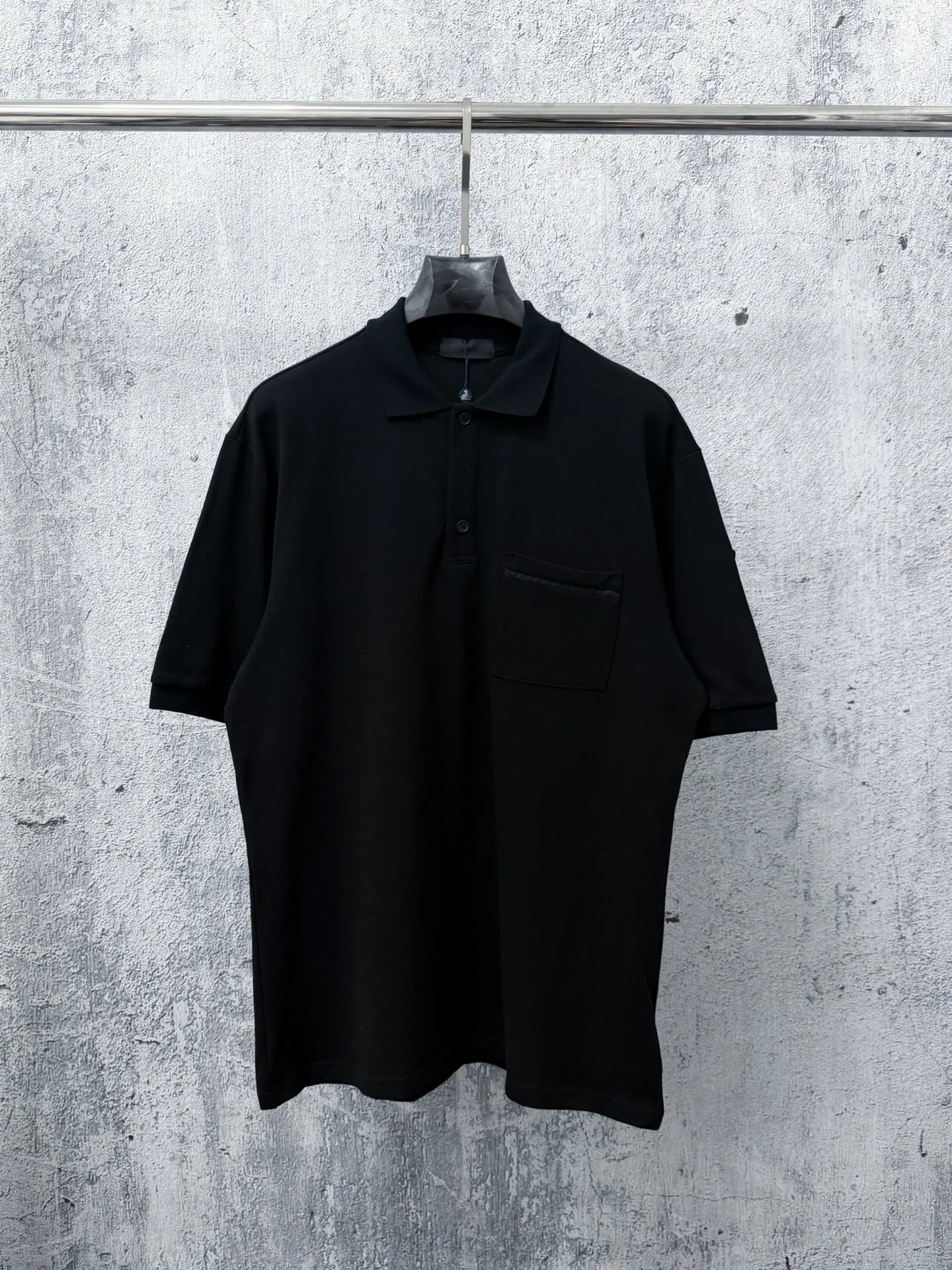 【Moncler】 polo ，Breathable ， ， 。Classic ， ， ， 。 ， 。 ， ， Same Style ， 。 ， ：Black White Size：S-XL